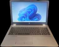 HP 15-bs035ne / i5-7200U / AMD R7 M340 4 GB / 16 GB RAM / 256 GB SDD