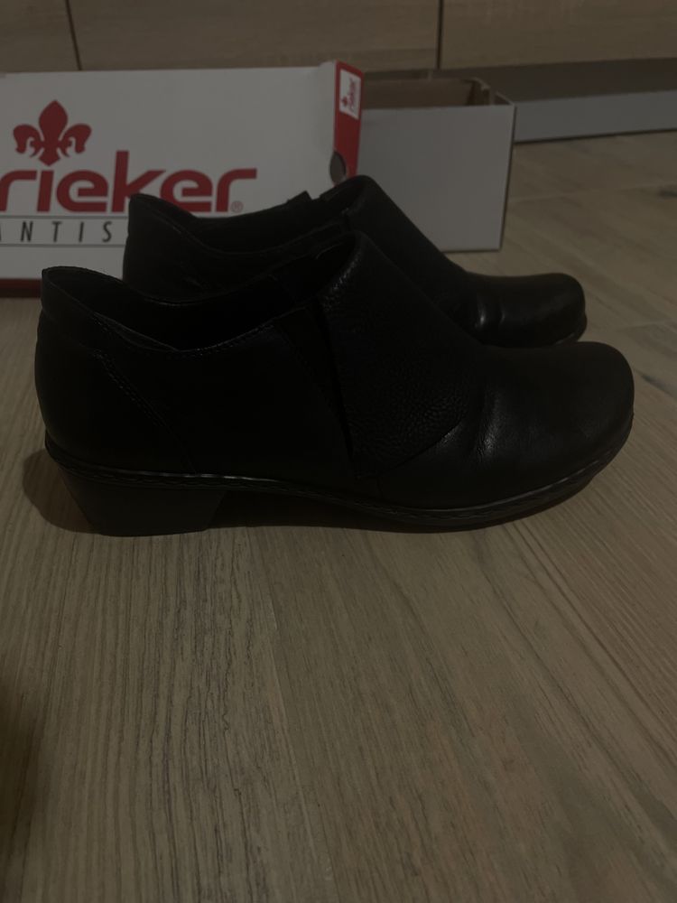 Buty RIEKER damskie r.39 stan bdb.