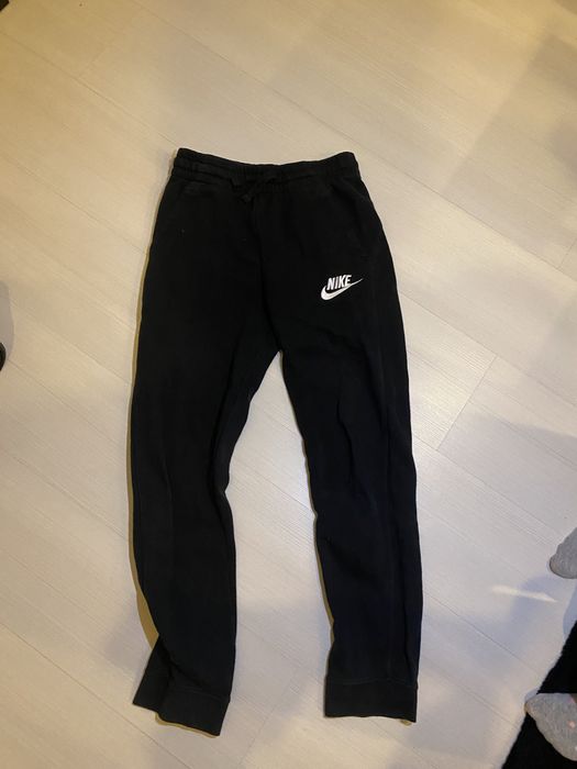 spodnie nike dziecięce