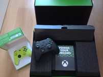 Konsola Xbox  series x puls dwa pady