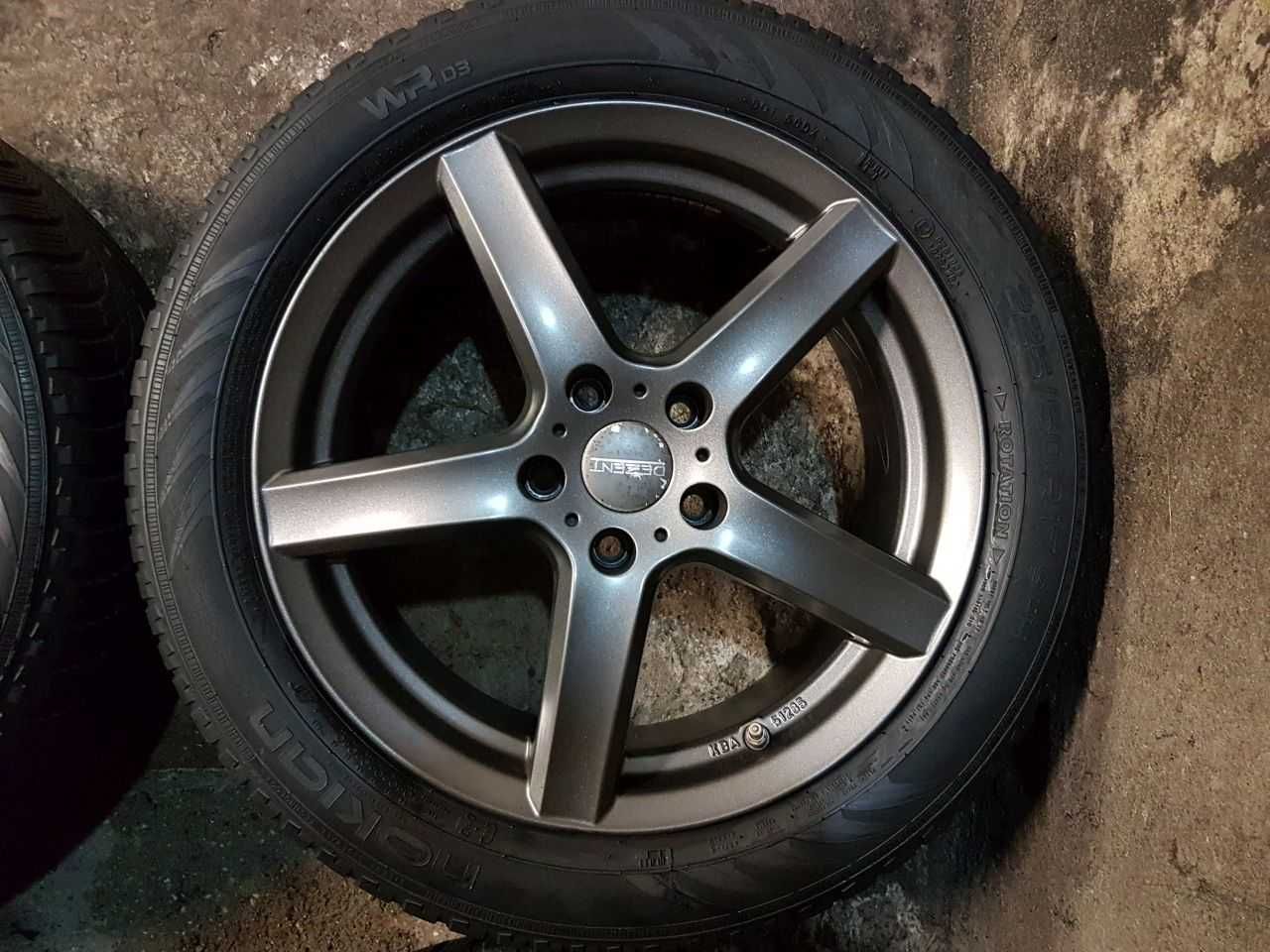 Felgi alu Dezent R17 5x112 7JX17H2 ET 48 VW Skoda Seat Audi