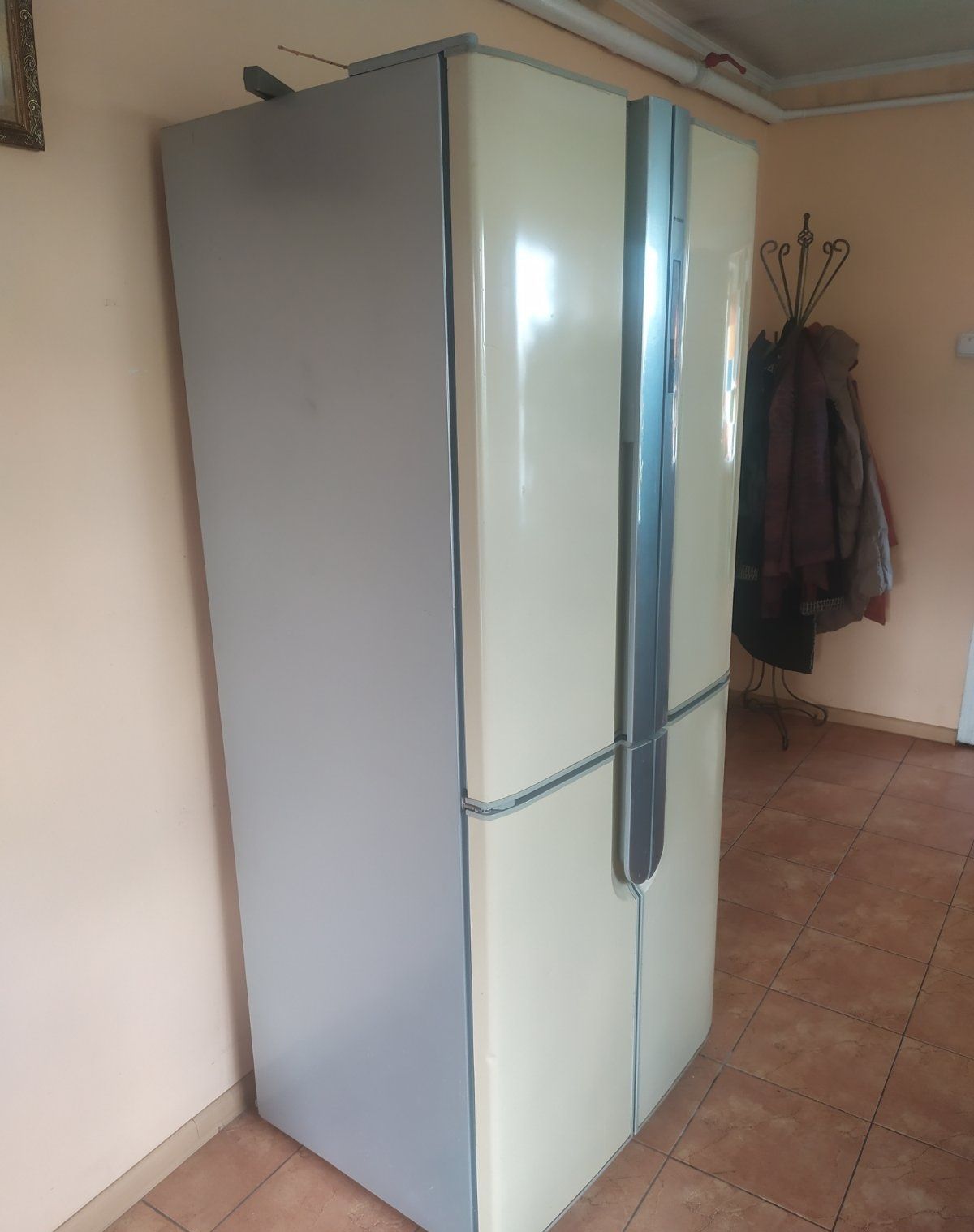 Холодильник Hansa HR-450 Side-by-side