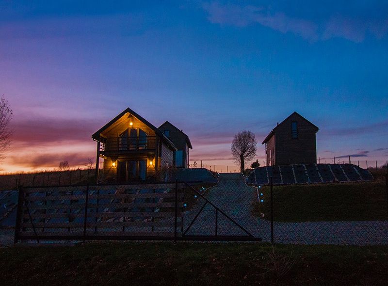 Sprzedam działający obiekt noclegowy + działka 19,6 ar w Bieszczadach