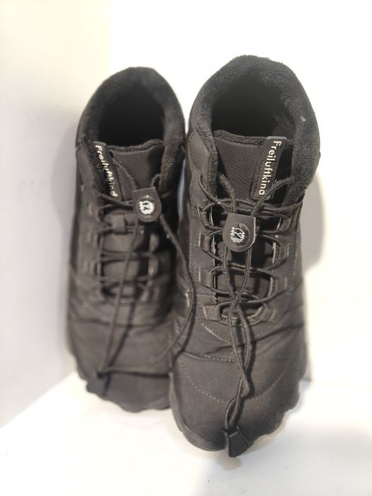 Черевики теплі  чорні 43 розмір,  26 см устілка