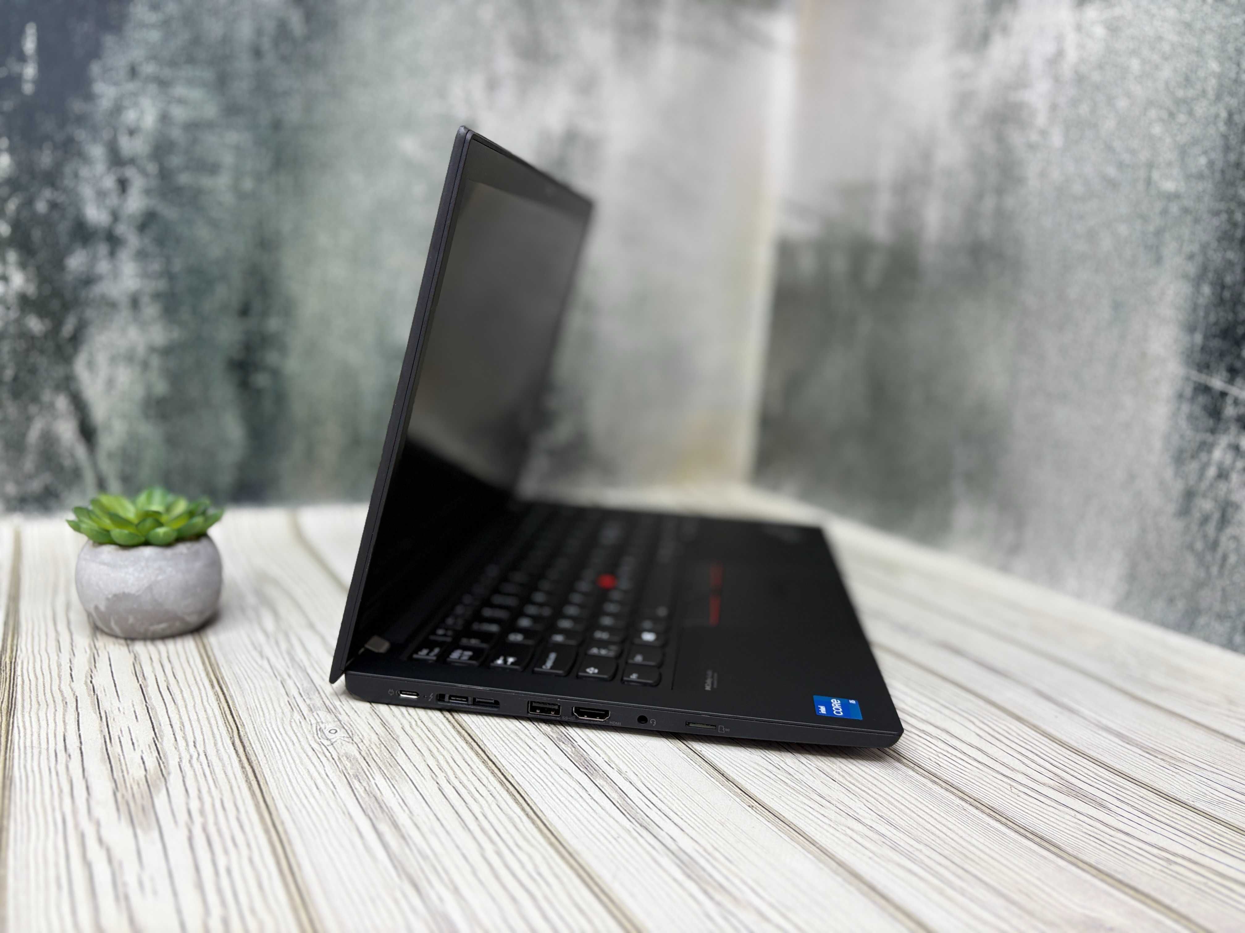 Ноутбук Lenovo ThinkPad T14 Gen 2|14"|i5-1135G7|8GB|SSD 256GB|Гарантія