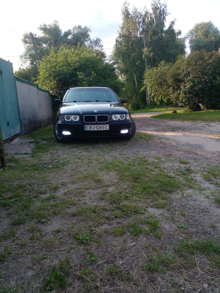 Продам е36 м51 25тді в гарному стані 1994р 3100.
