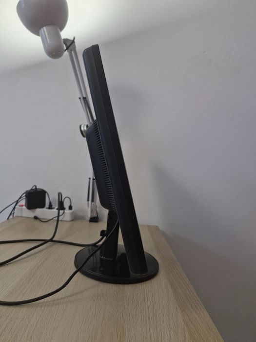 Monitor LG FLATRON W2242W 22" 1680×1050 VGA