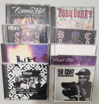 CDs de música de várias bandas e estilos musicais