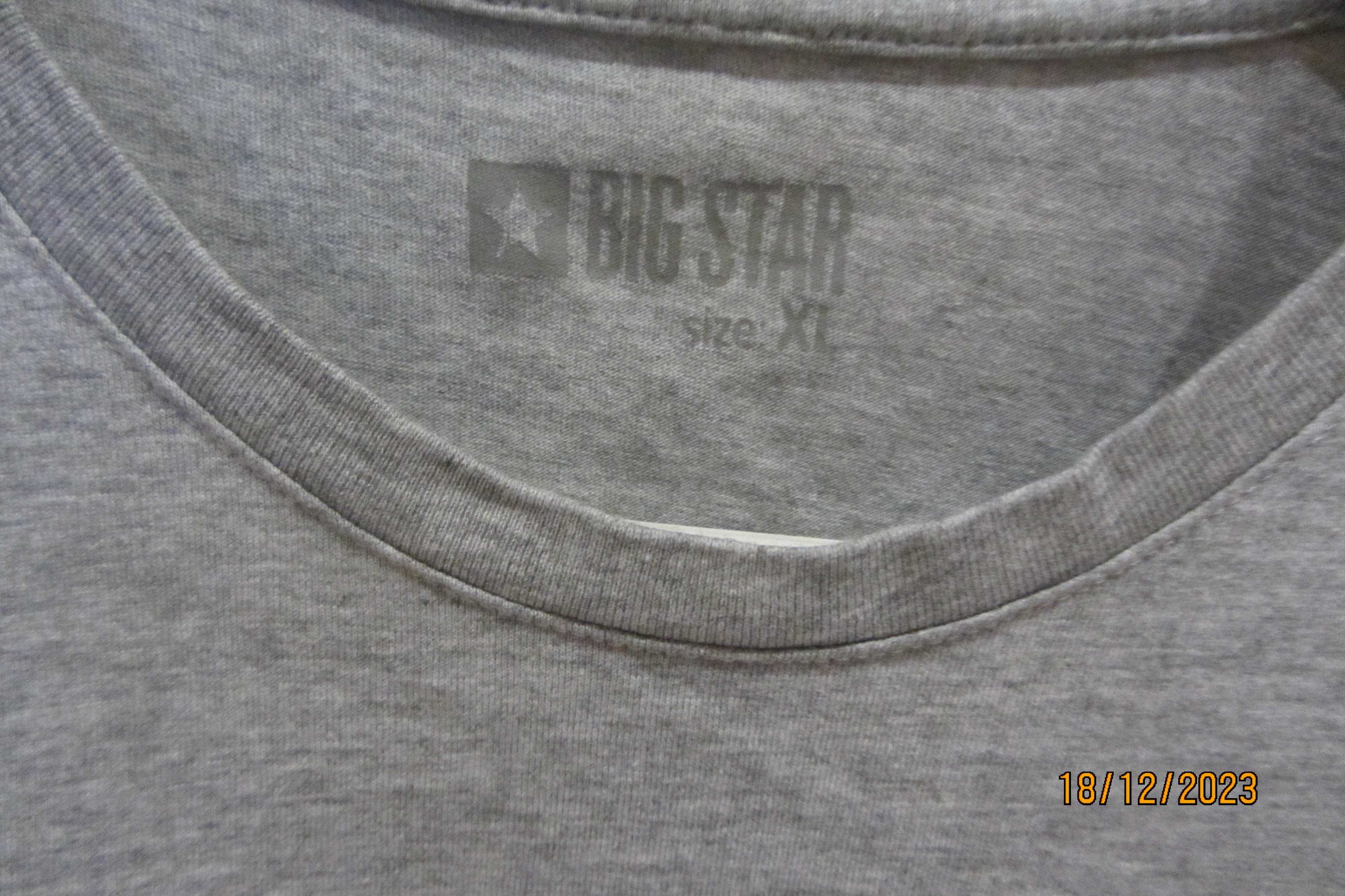 T-shirt rozm xl bg star