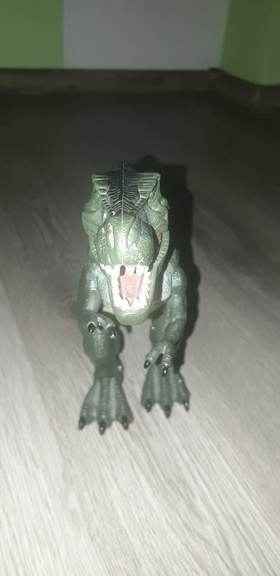 Dinozaur ryczący