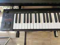 Teclado controlador MIDI Nektar Impact GX61