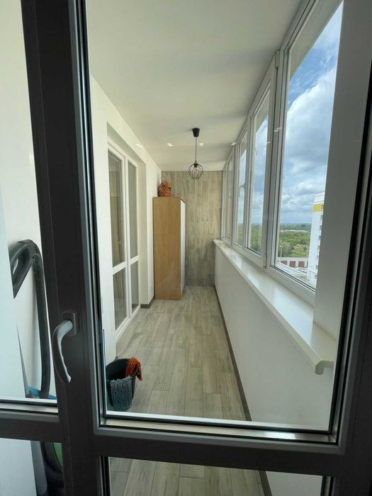 Продам 3-х ком.кв. новострой ЖК Ньютона Федоренко 16 Новые Дома