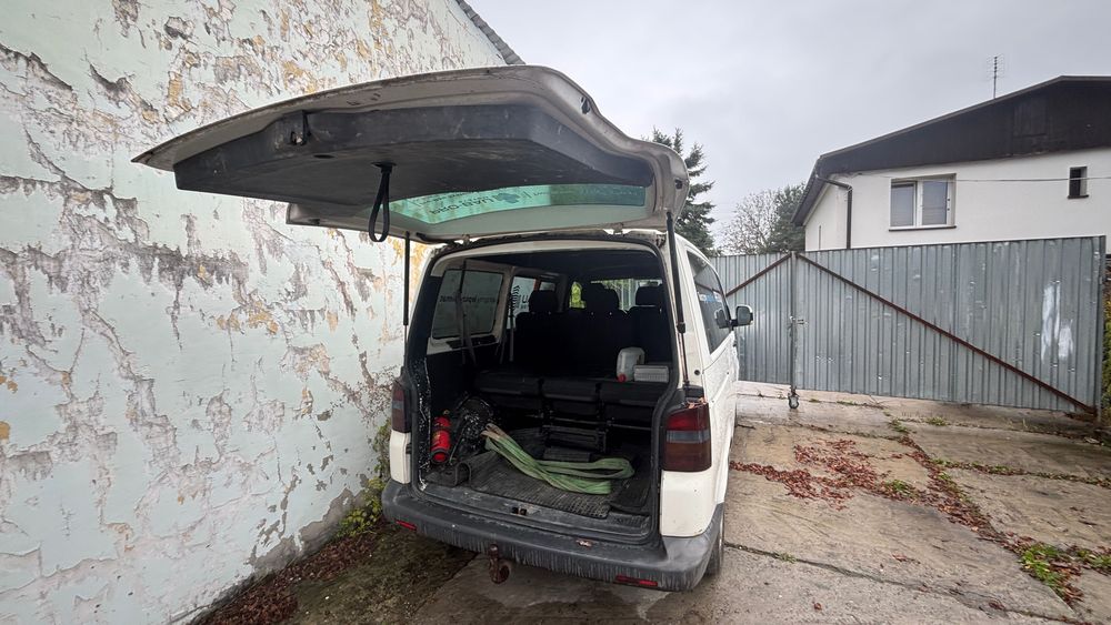 VOLKSWAGEN TRANSPORTER T5 –  do pracy lub przeróbki! rok 2003