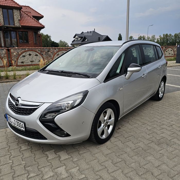 Opel Zafira 1.4 Turbo Niski Przebieg Sprowadzony Ładny