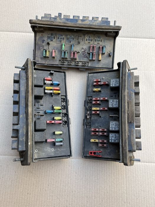 Блок запобіжників  Ваз. 2104, 2105, 2107