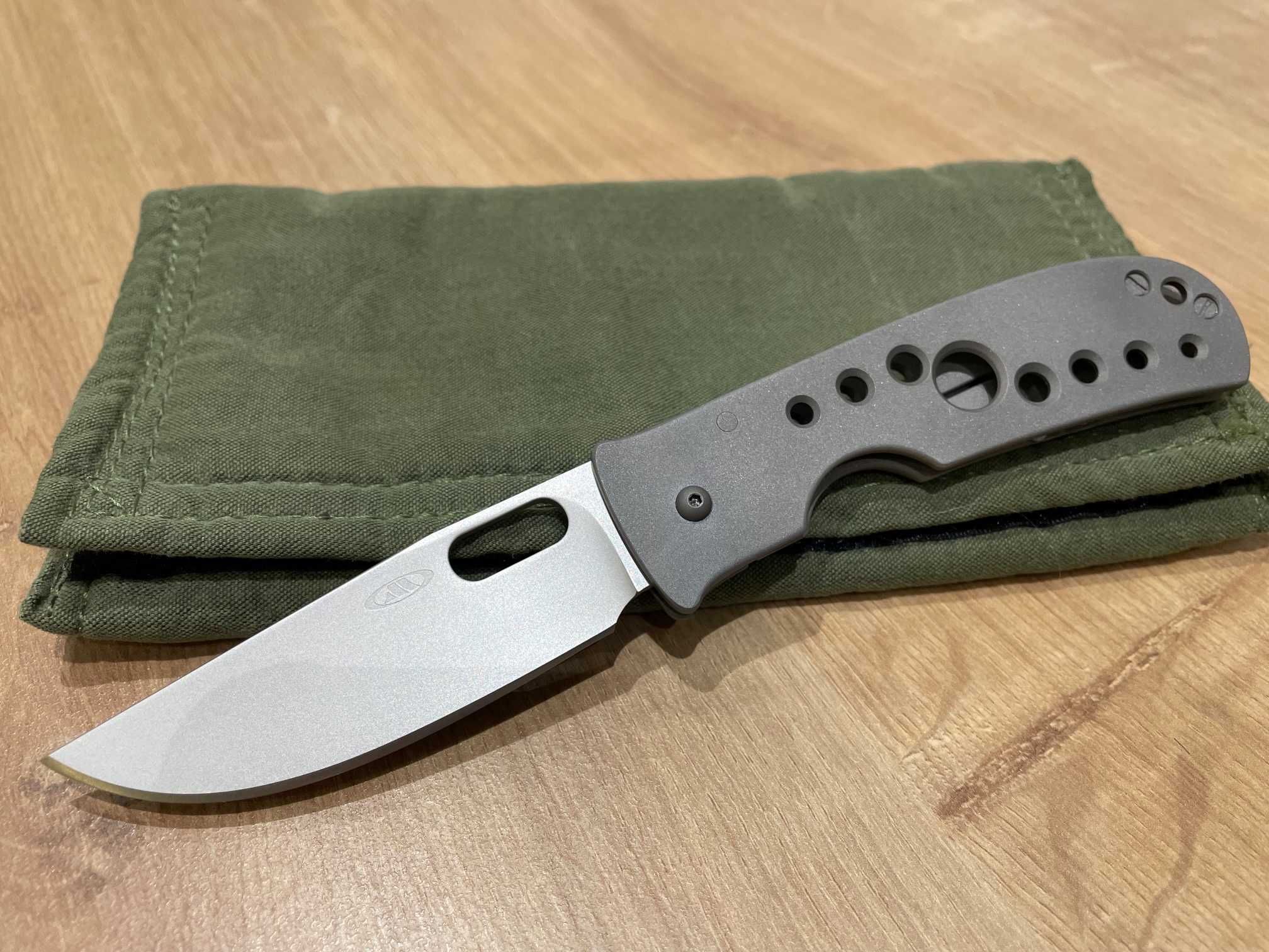 Nóż custom Tom Mayo Medium Covert 6k