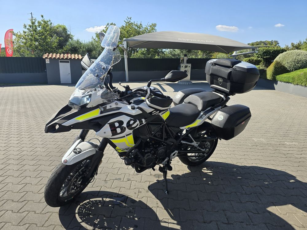 Mota Benelli TRK 502
