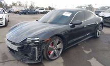 Бампер Porshe Taycan  запчасть порше тайкан деталь