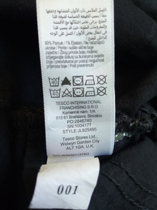 Spodnie jeansowe damskie na szelkach