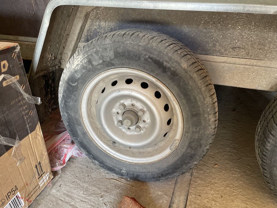 Двухосний причіп Сантей