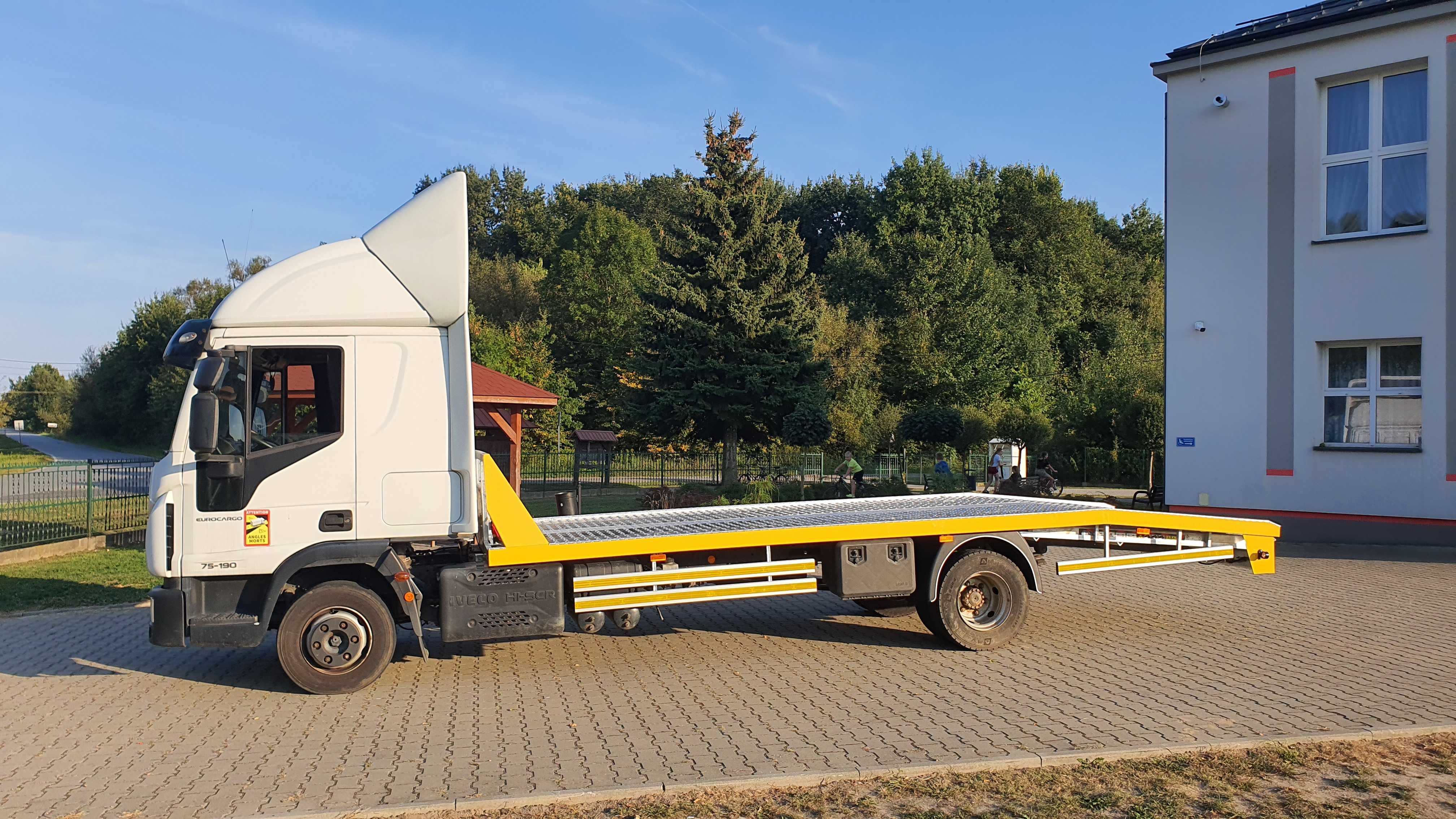 IVECO EUROCARGO Zabudowa laweta najazd nowy MOTO-LUK małopolskie