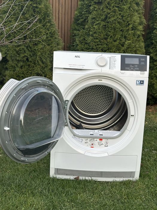 Сушильна машина AEG 8000 Series Lavatherm Absolute з тепловим насосом