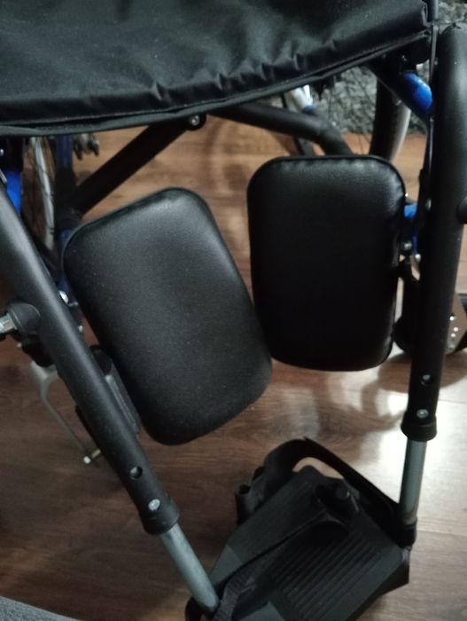 Wózek inwalidzki nowy