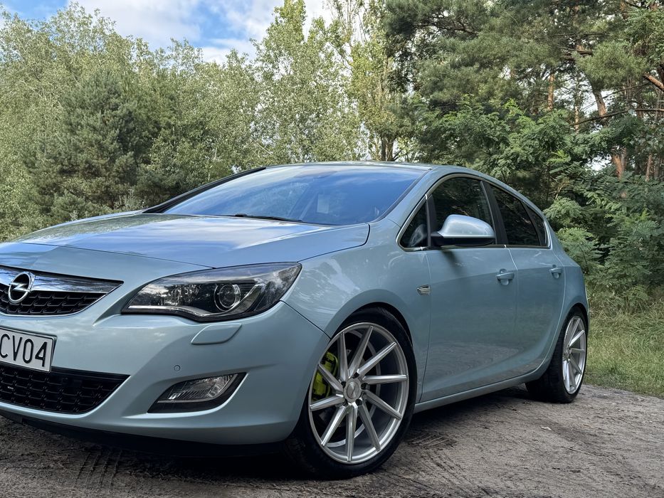 Opel astra j 2010