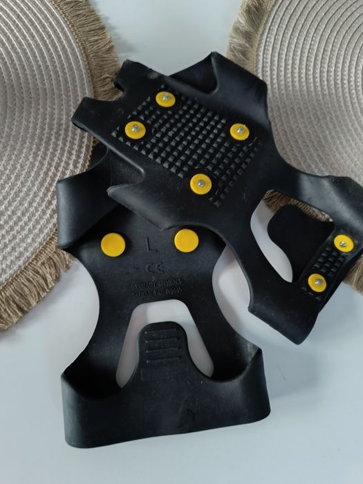 Raczki śniegowe antypoślizgowe