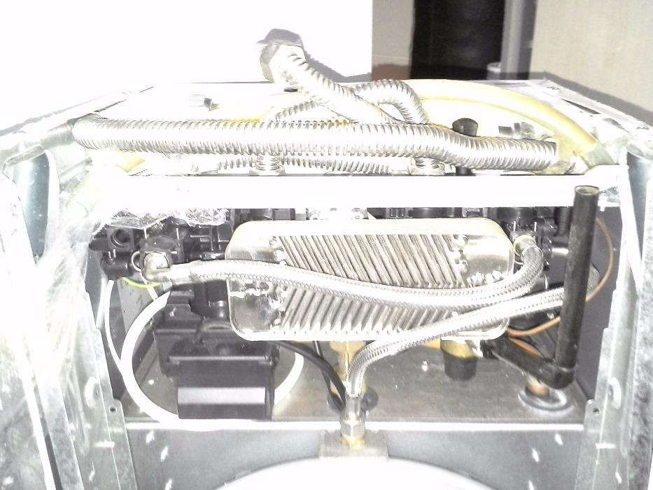 Esquentador mais caldeira aquecimento central