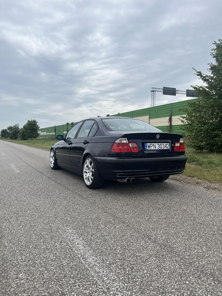Bmw e46 3.5 V8 (drift kjs)