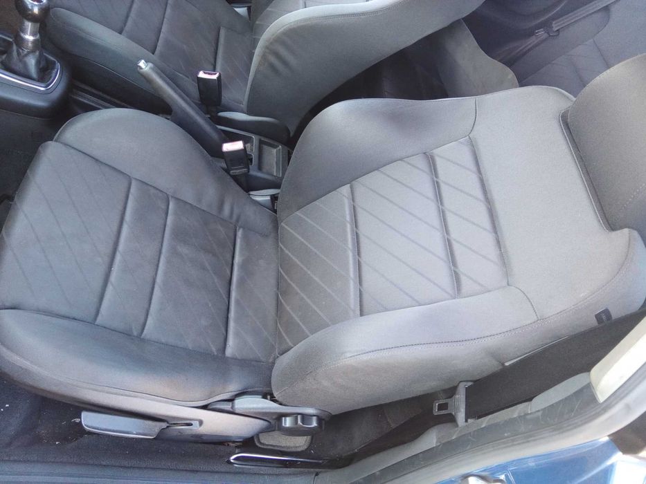 Audi a3 8l fotele 3 d 3d drzwi kubełki tapicerki z skoda golf komplet