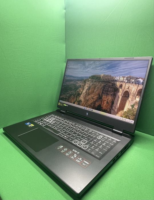 Acer Nitro 17 i5-13500HX / RTX 4050 / 17″ / 165Гц / Ігровий