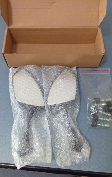 Espelhos de mota dá para rosca 10m e para 8m novos por estrear