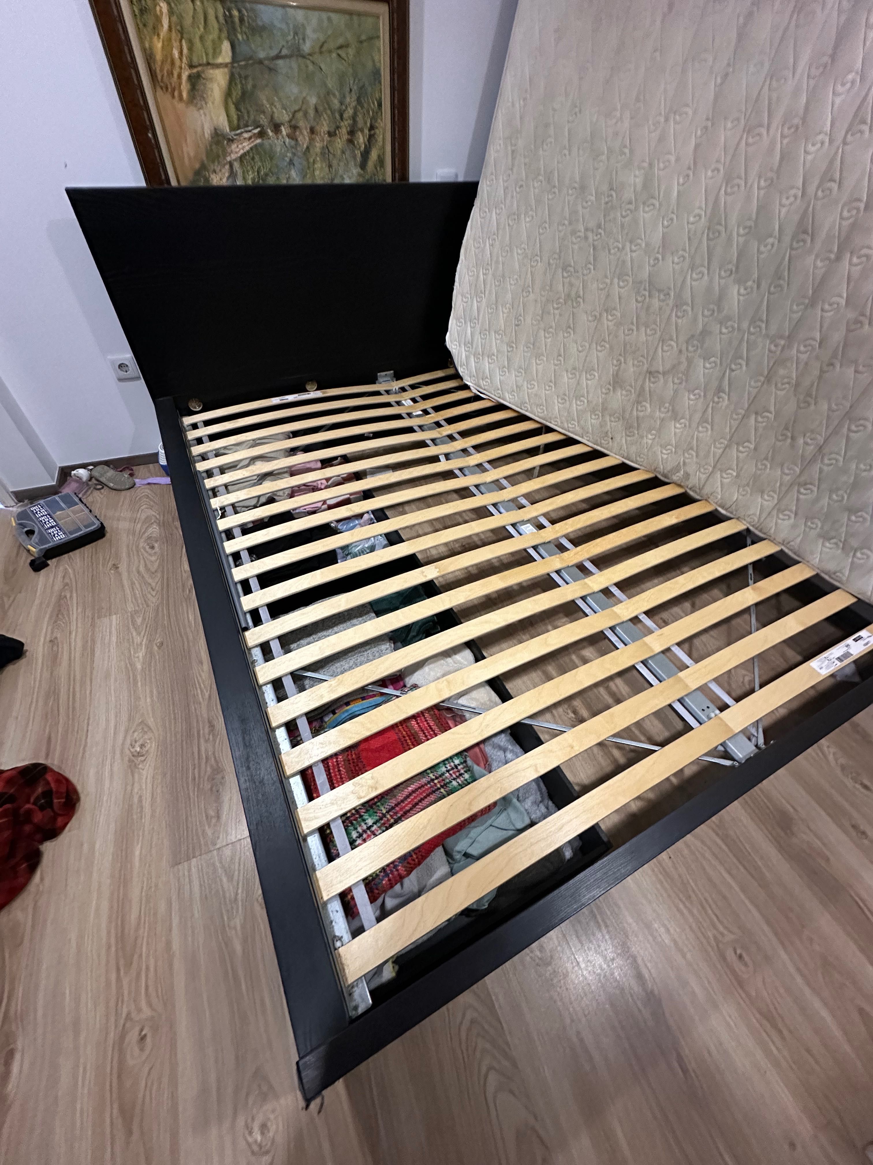 Cama MALM 180x200 com gavetões e estrado
