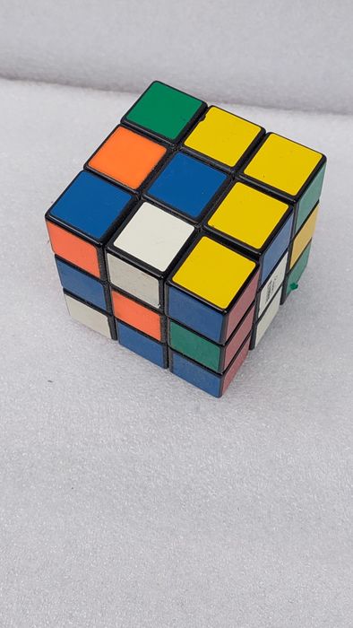 Кубік рубіка  старих часів