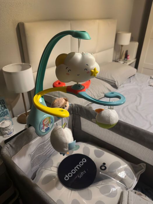 Sino de cama para berço Clementoni