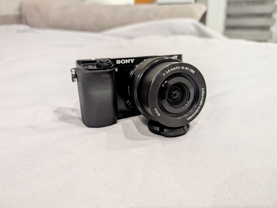 Камера Sony A6000