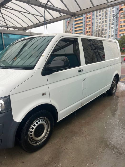 Volkswagen transporter t5 2013