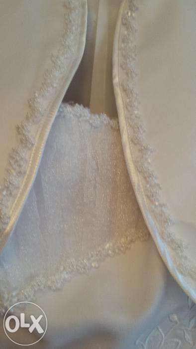 Suknia ślubna biała Zabrze r.36-40 do regulacji