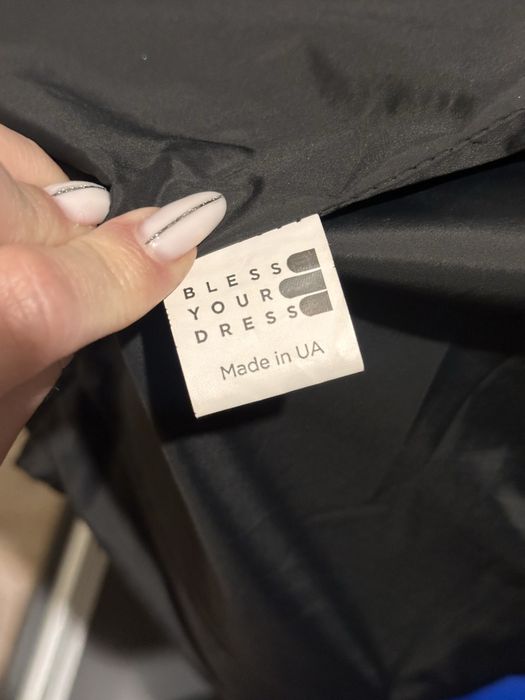 Продам куртку женскую