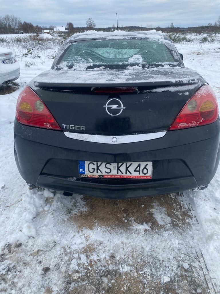 Opel Tigra II 2 cabrio  1.4 silnik skrzynia maska błotnik lampa drzwi