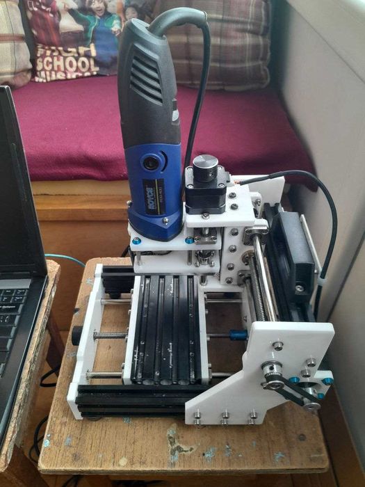 ЧПУ верстат фрезерний CNC.