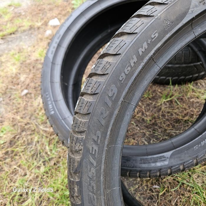 Opony zimowe 225/40/19 255/35/19 Pirelli Sottozero3 20/21r bieżnik 7mm