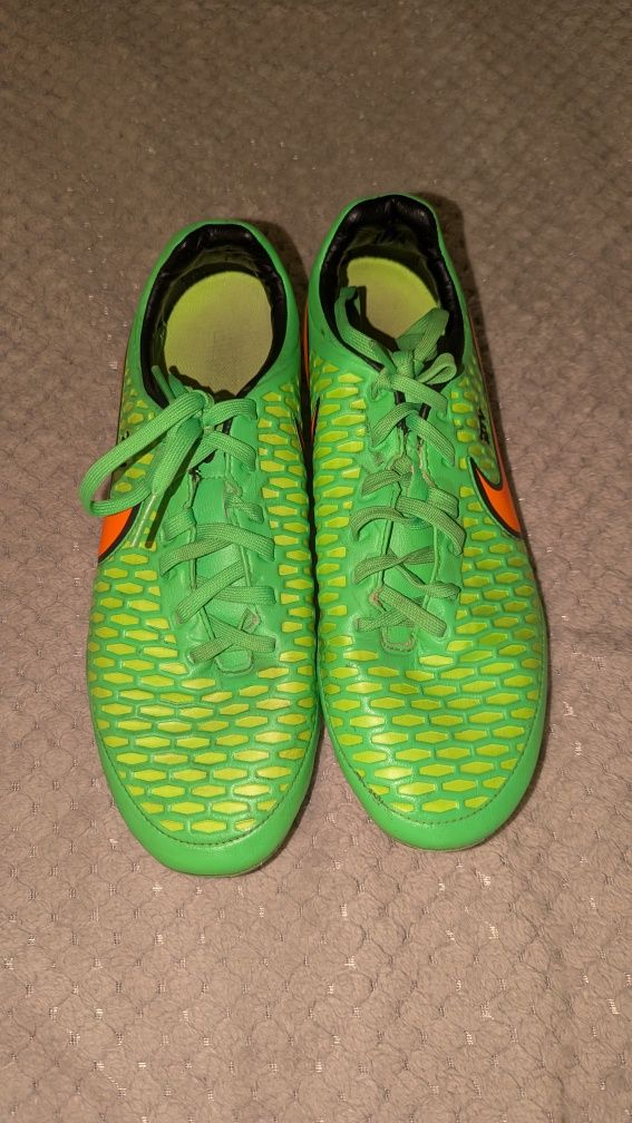 Бутсы Nike Magista