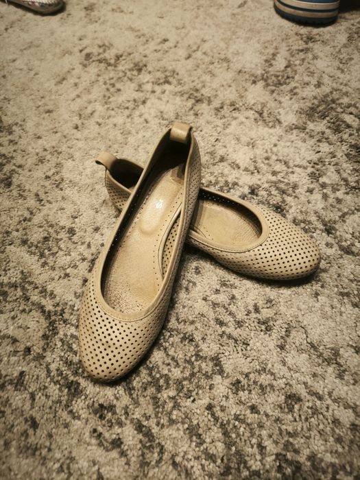 Baleriny skórzane firmy Wojas rozmiar 38