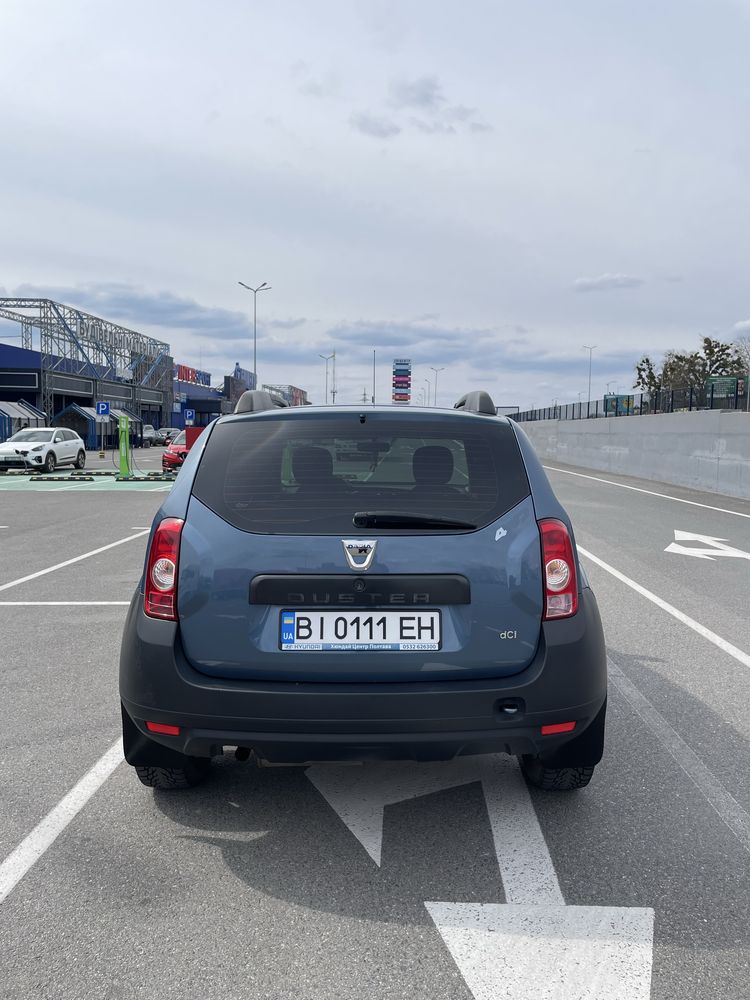 Dacia duster 2011 1.5д 4х4
