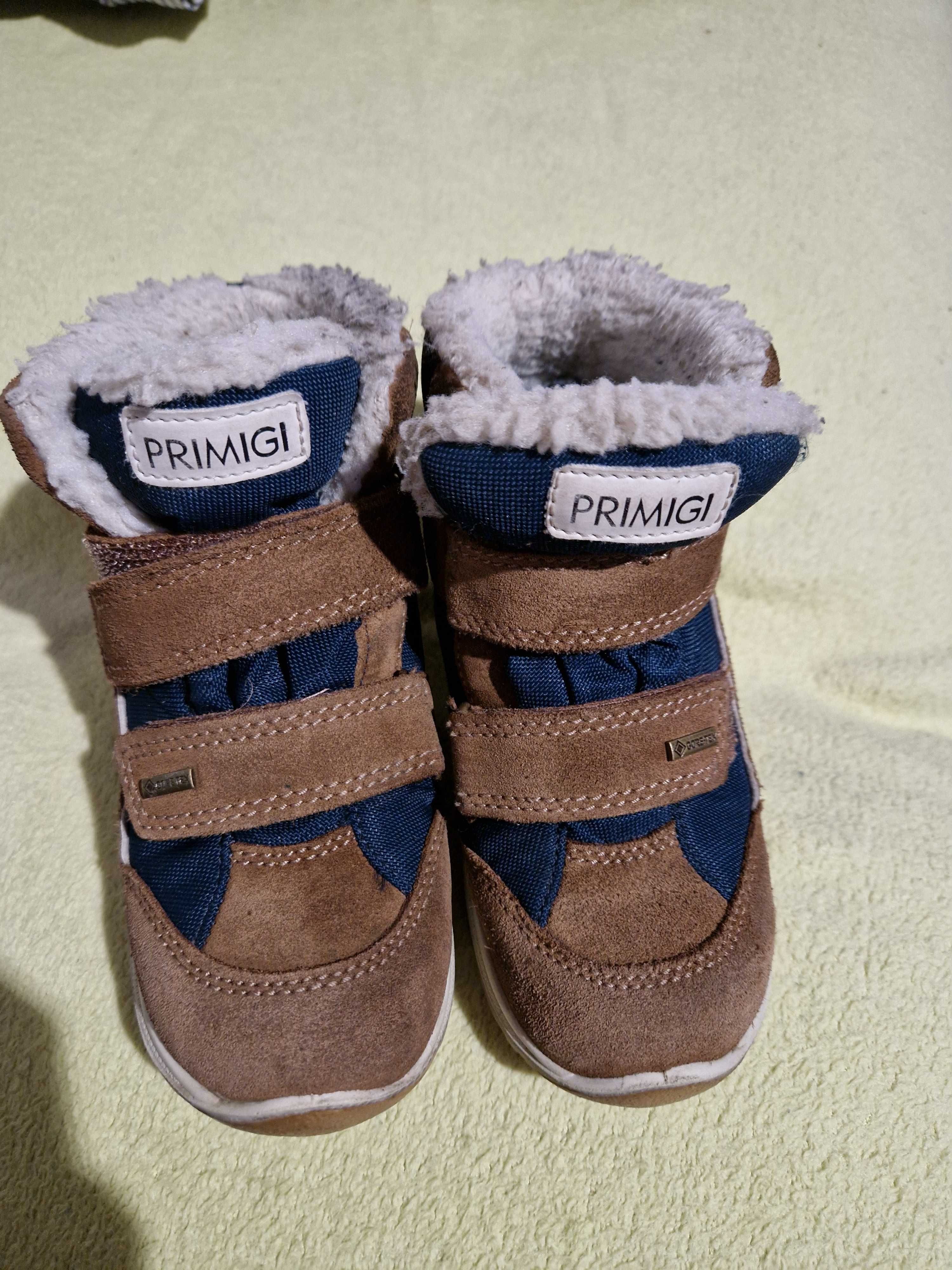 Zimowe buty firmy Primigi rozmiar 28