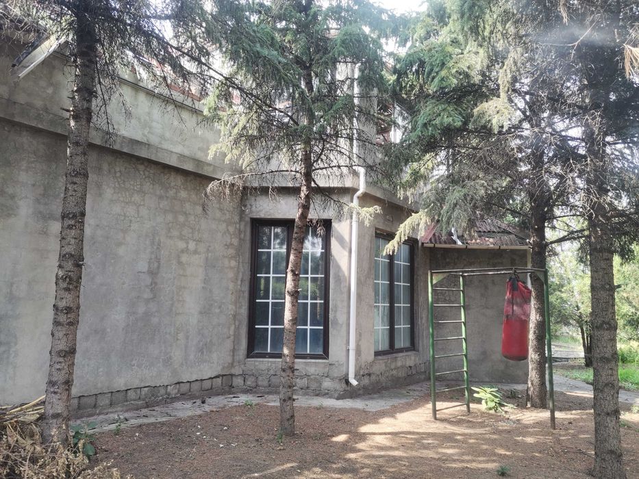 Продам два будинки р-н 28 школи Романково