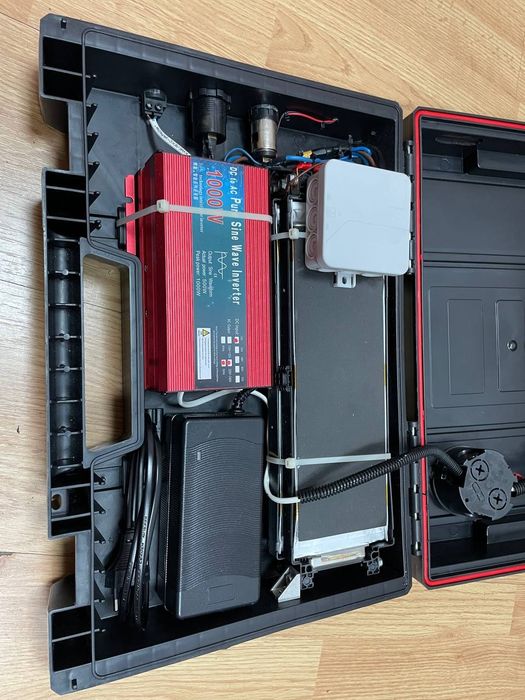 Збірна зарядна станція на 700 вт годин, 500 вт потужність інвертор